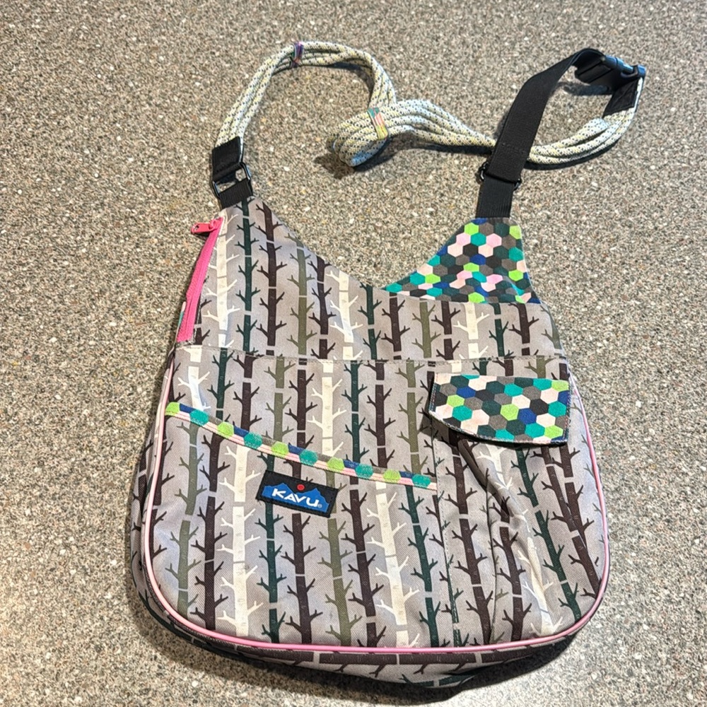 Kavu Multicolor Patterned Bag